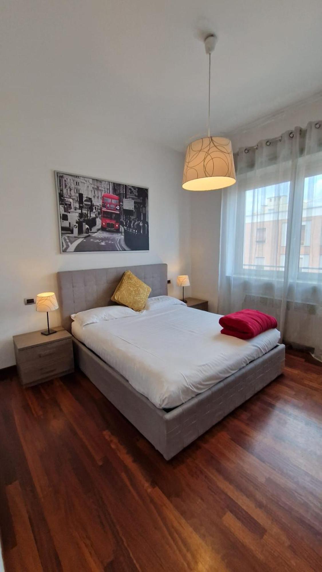Style Homes มิลาน ภายนอก รูปภาพ
